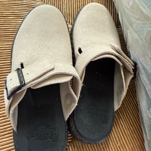 Dr. Martens Beige Mules with Black Sole - Picture 5 of 8